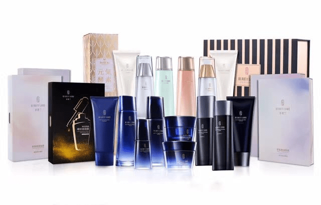 “互联网+”时代化妆品店营销新思路 线上与线下深度融合的销售变革